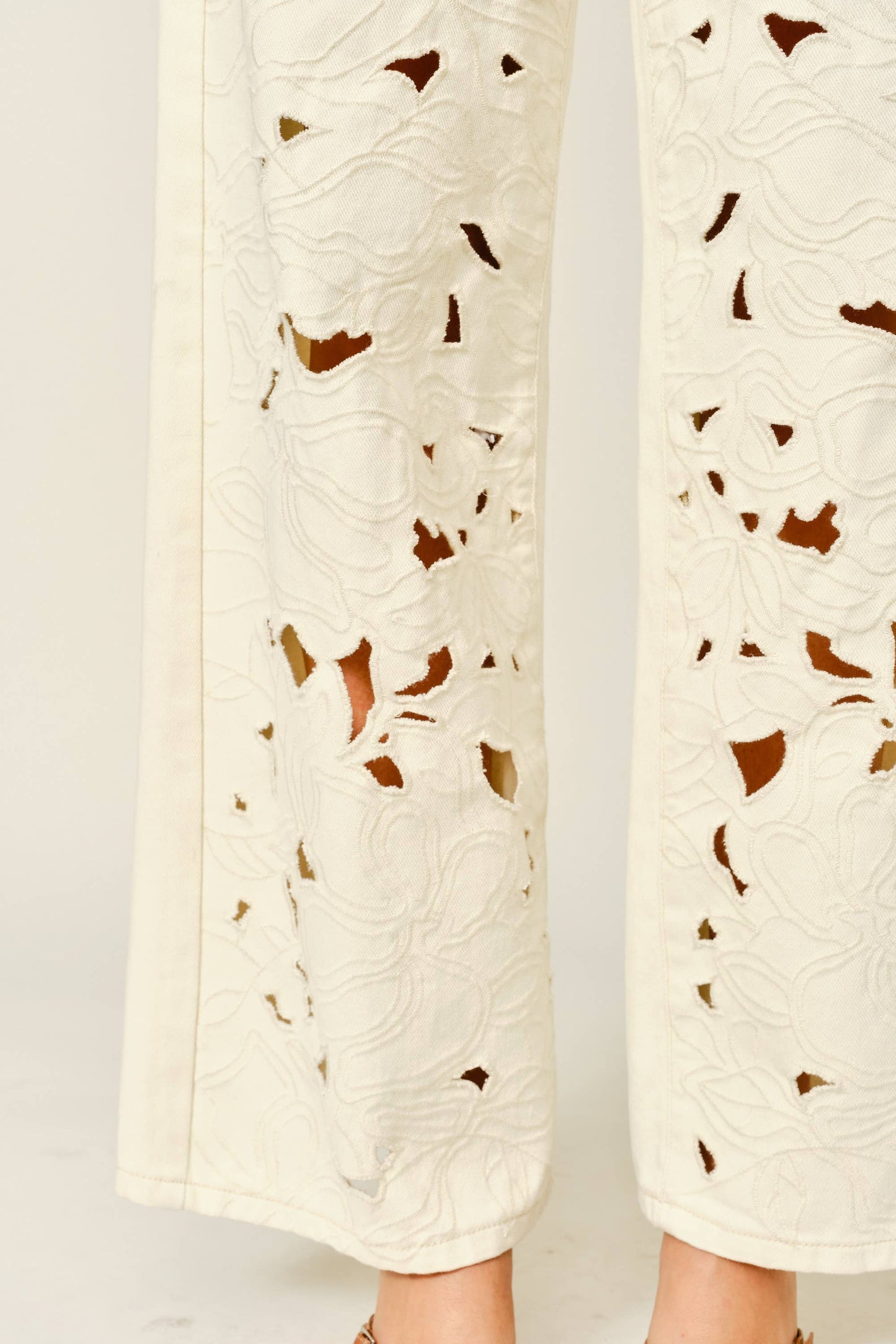 Aaron & Amber - Cut Out/Embroidered Straight Leg Pant