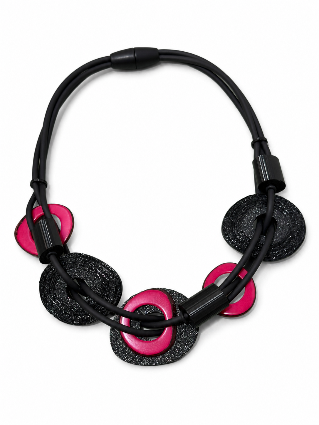 Samuel Coraux - Vinyl necklace: Noir / fuchsia