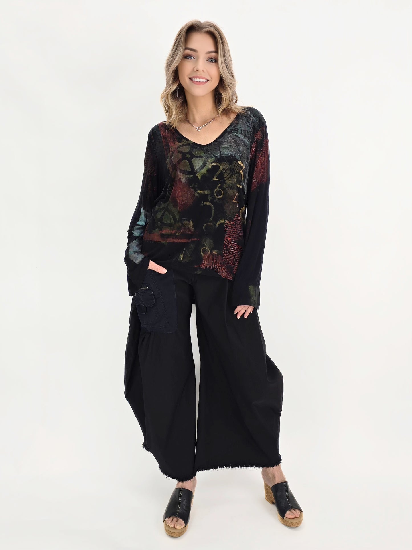 Tatiana Palnitska- SPT19/ Black Painted Tee