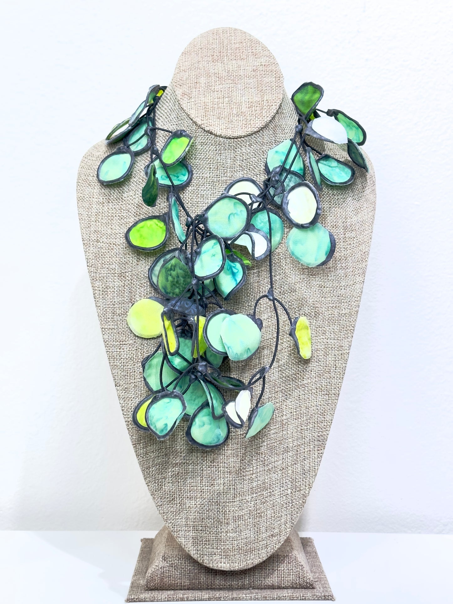 Annemieke Broenink- Ink Necklace