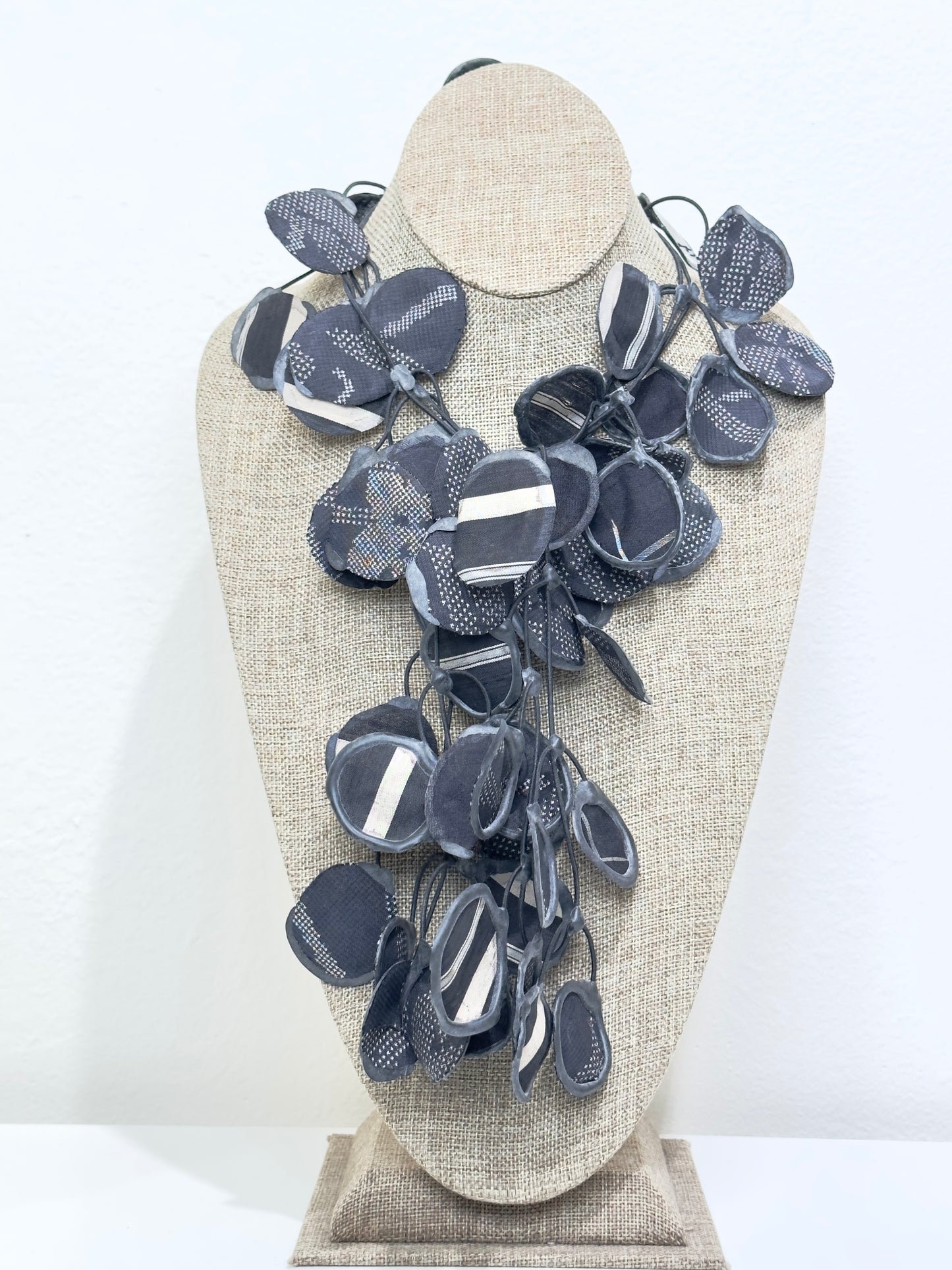 Annemieke Broenink- Kimono Necklace