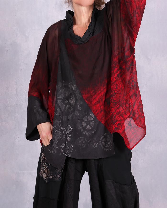 Tatiana Palnitska - Tru3/ Silk Red And Black Top W/Wheel Print