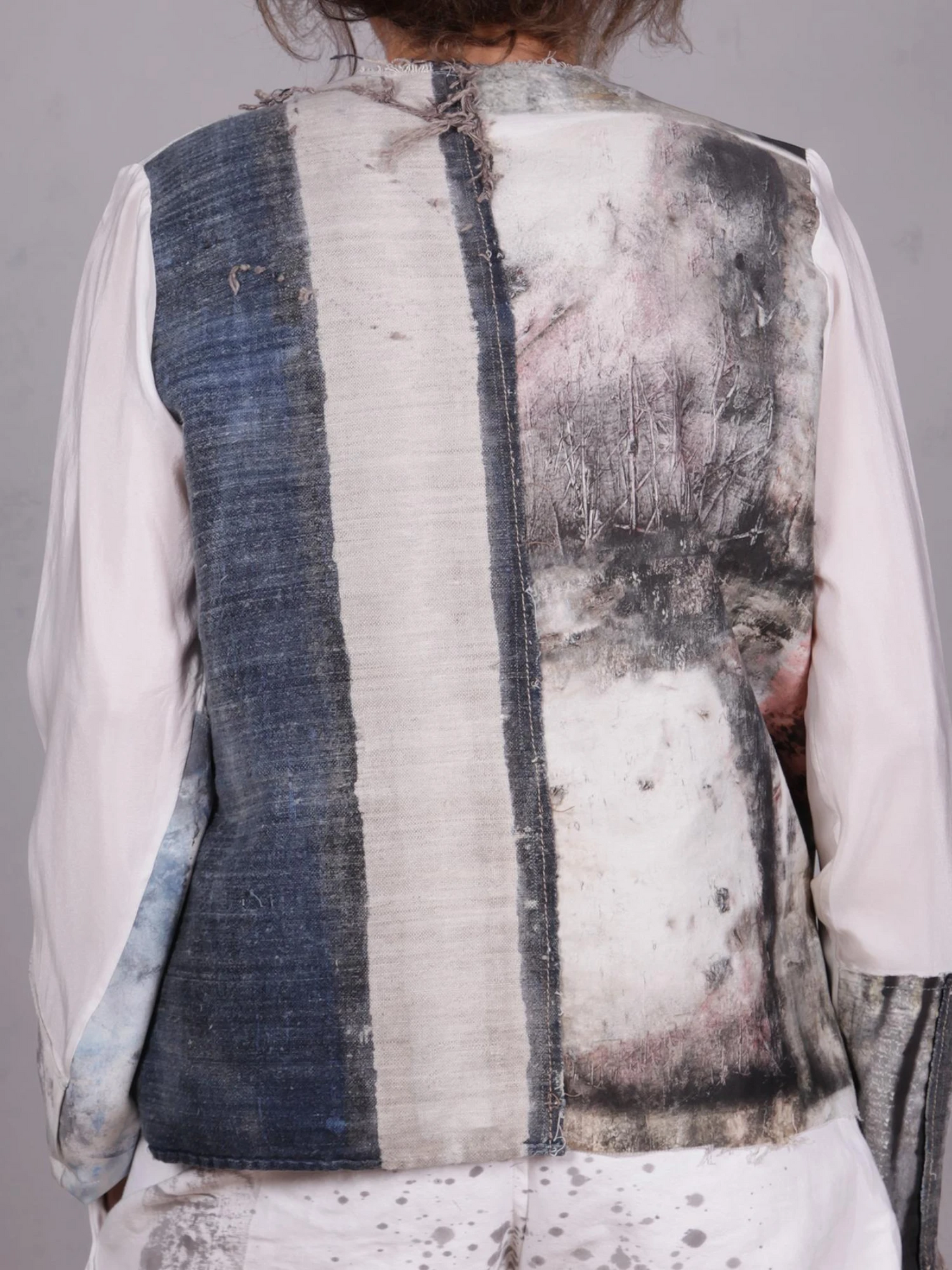 Tatiana Palnitska - SUM3 " A Material Witness" Flowy Top