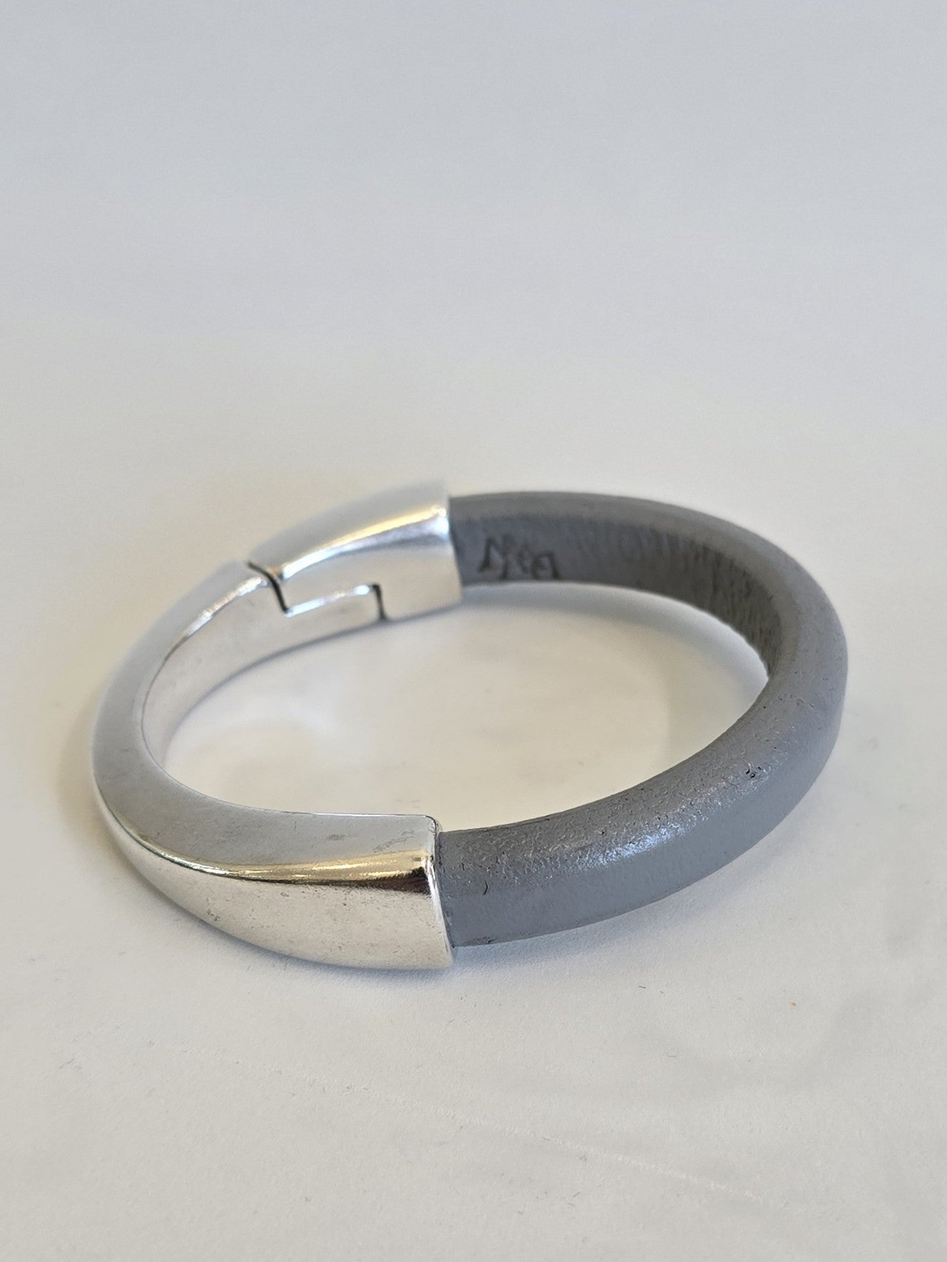 Detroit Wire Wear- Arena-S Light Grey