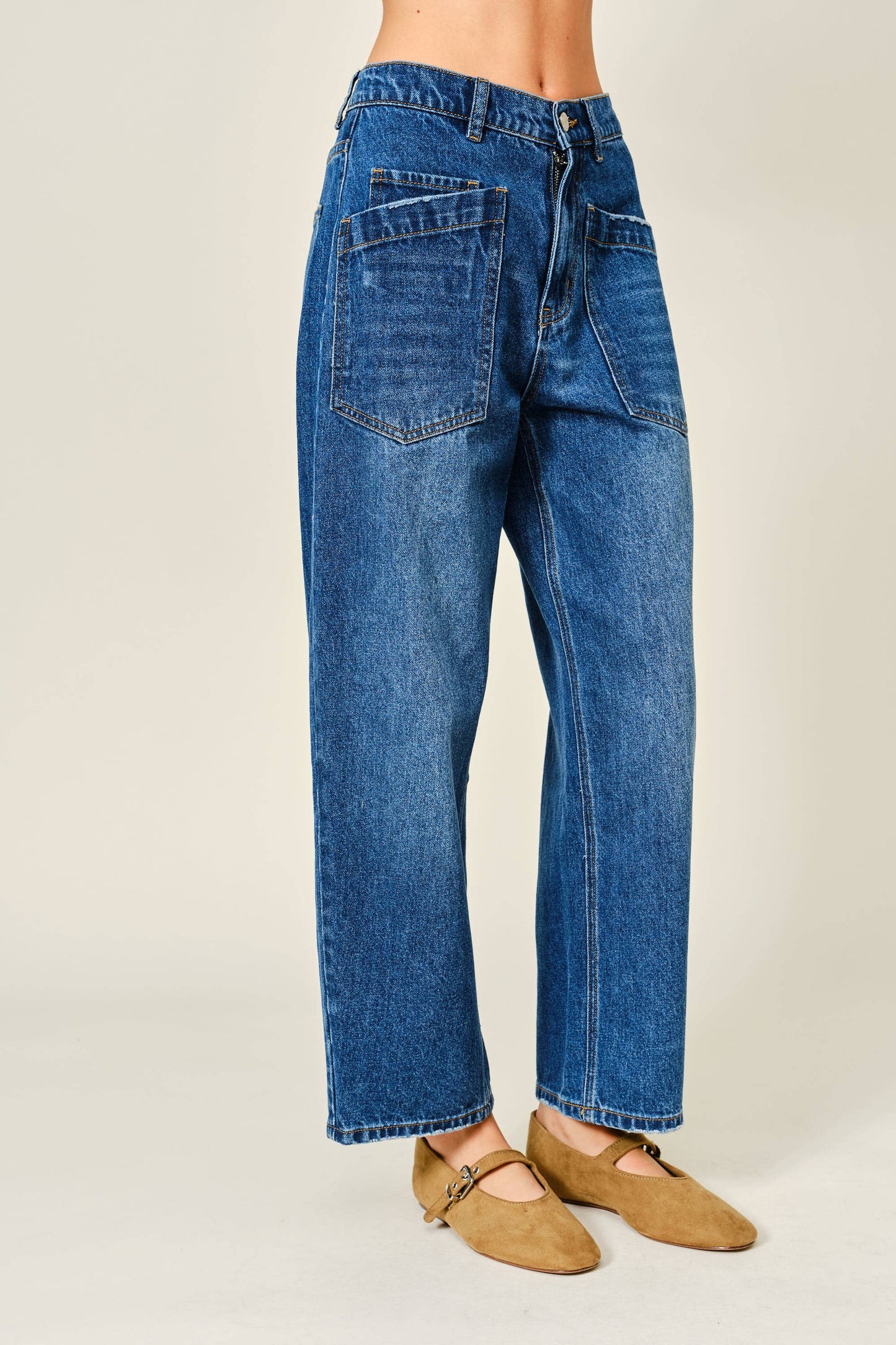 Aaron & Amber - SEMI BARREL JEANS