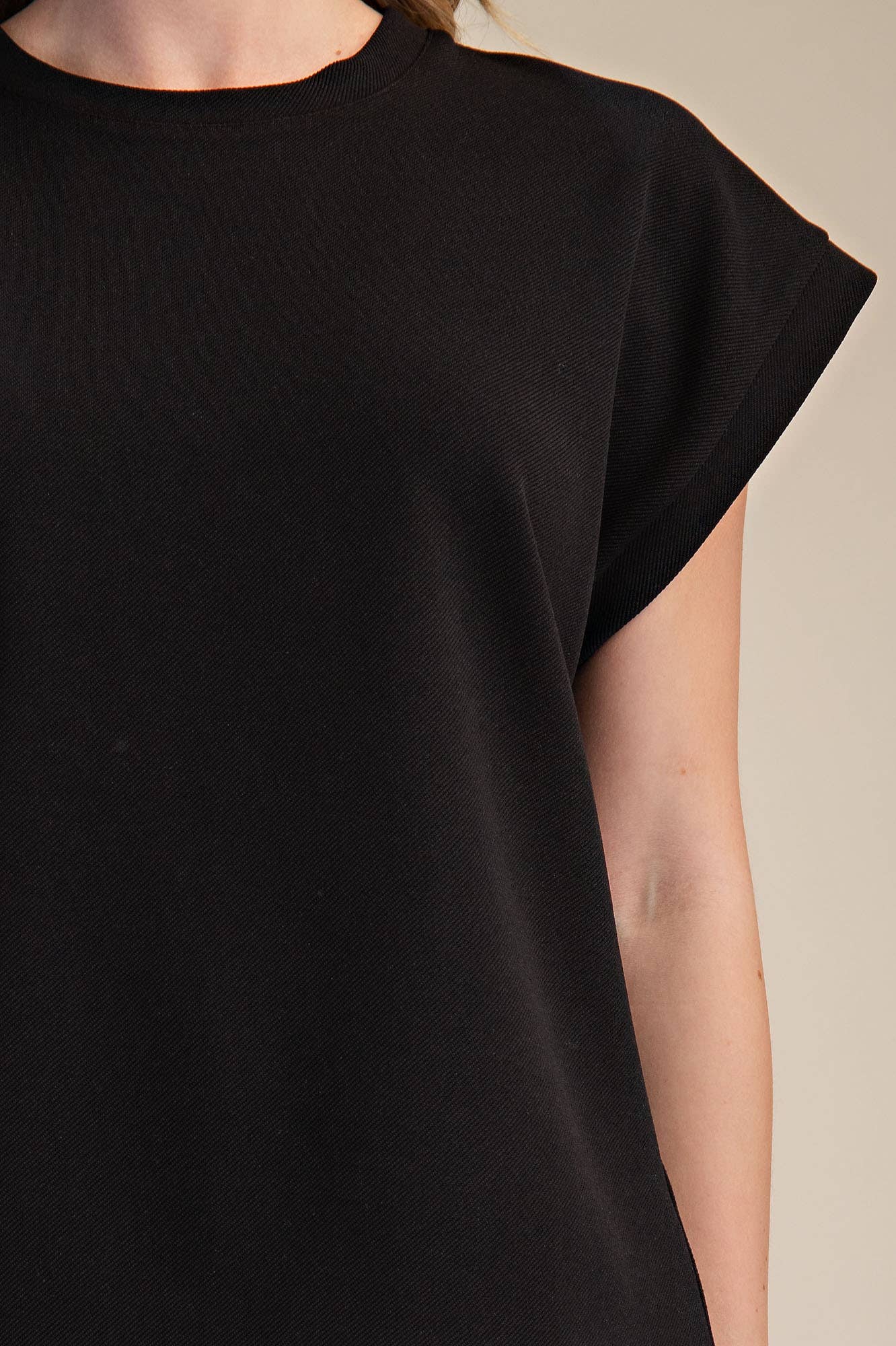 Glam - Crew Neckline Cuffed SS Top