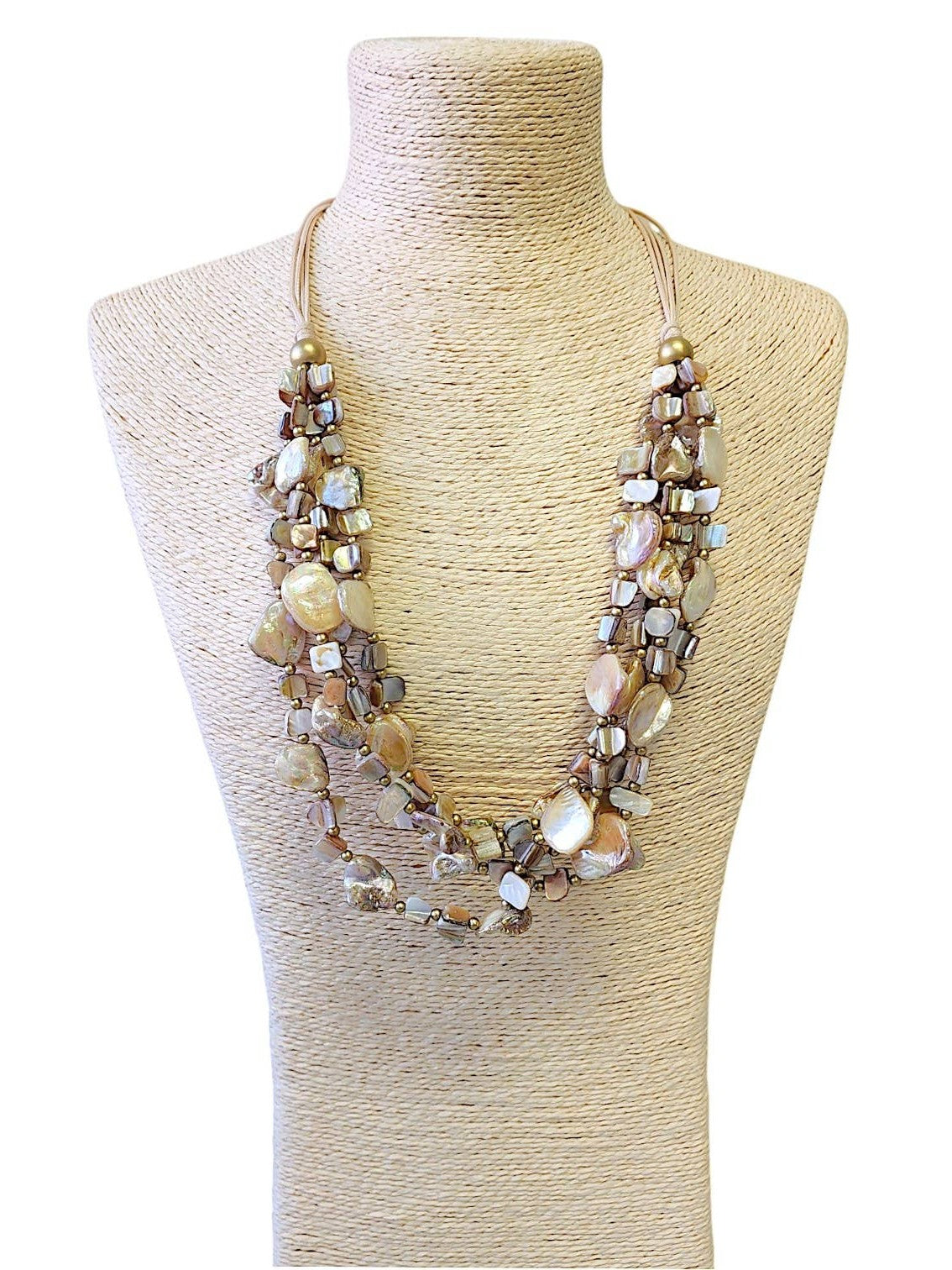 Bijoux Envie Jewelry - Mocha Mousse Necklace