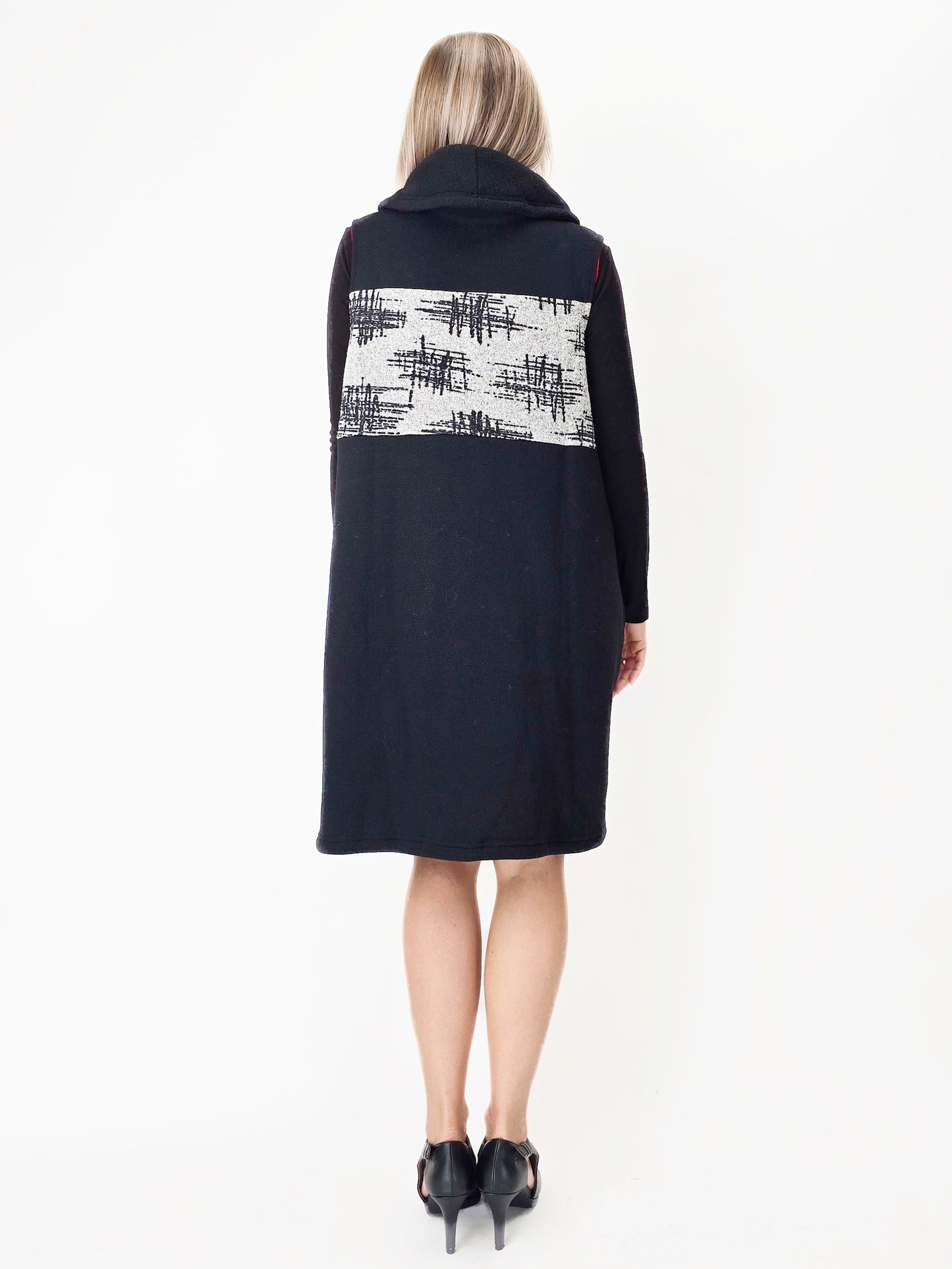 Raksa- Abstract Patchwork Sleeveless Tunic Dress
