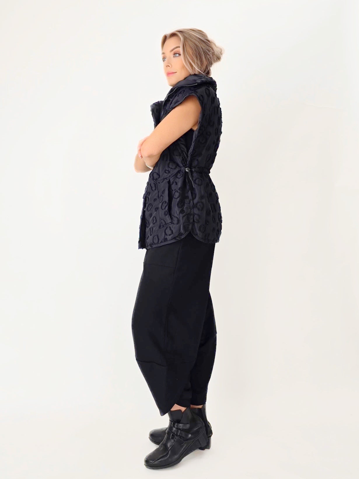 Noen- Oversize Jacquard Vest