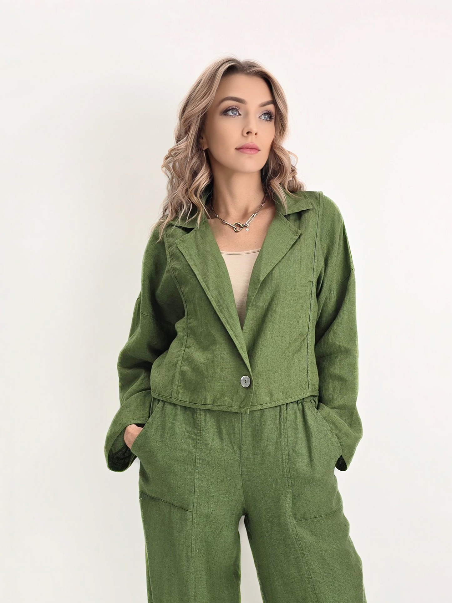 LUUKAA- Laras Linen Jacket/ Apple Green