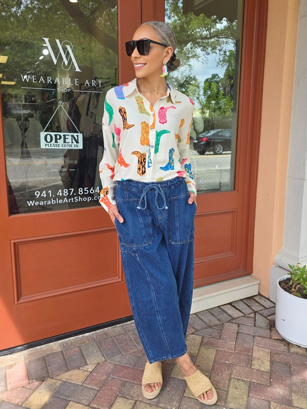 Taelynn - Cowboy Boots Print Button-Up Top