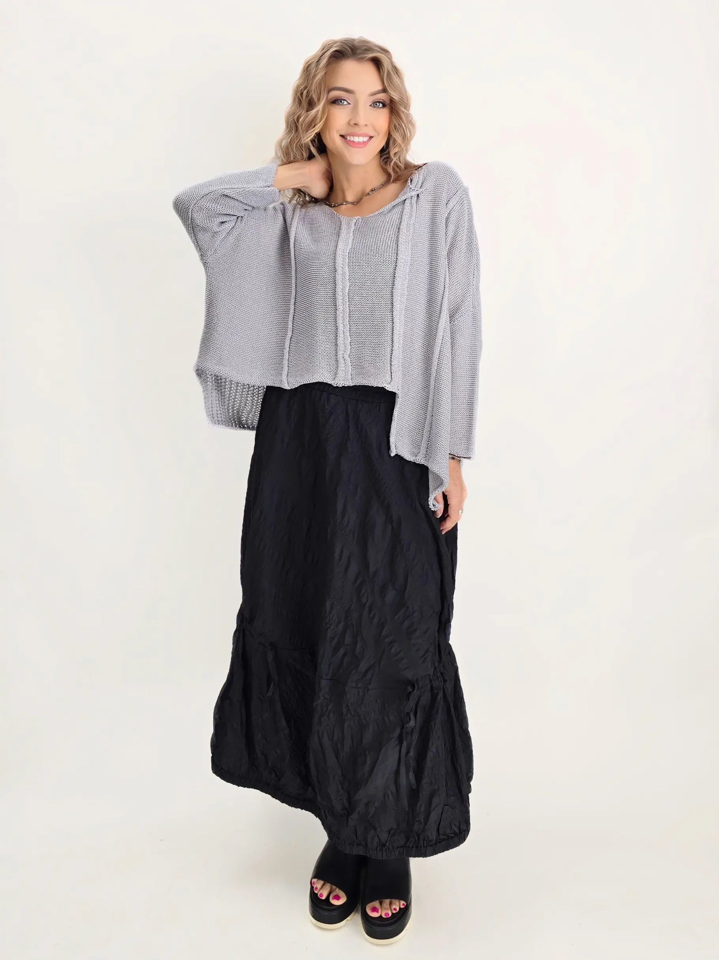 Noen- Shadow Crinkle Skirt