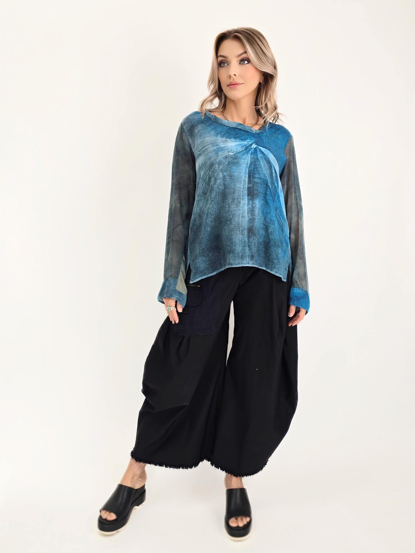 Tatiana Palnitska- JF8/ Happily Distressed Top