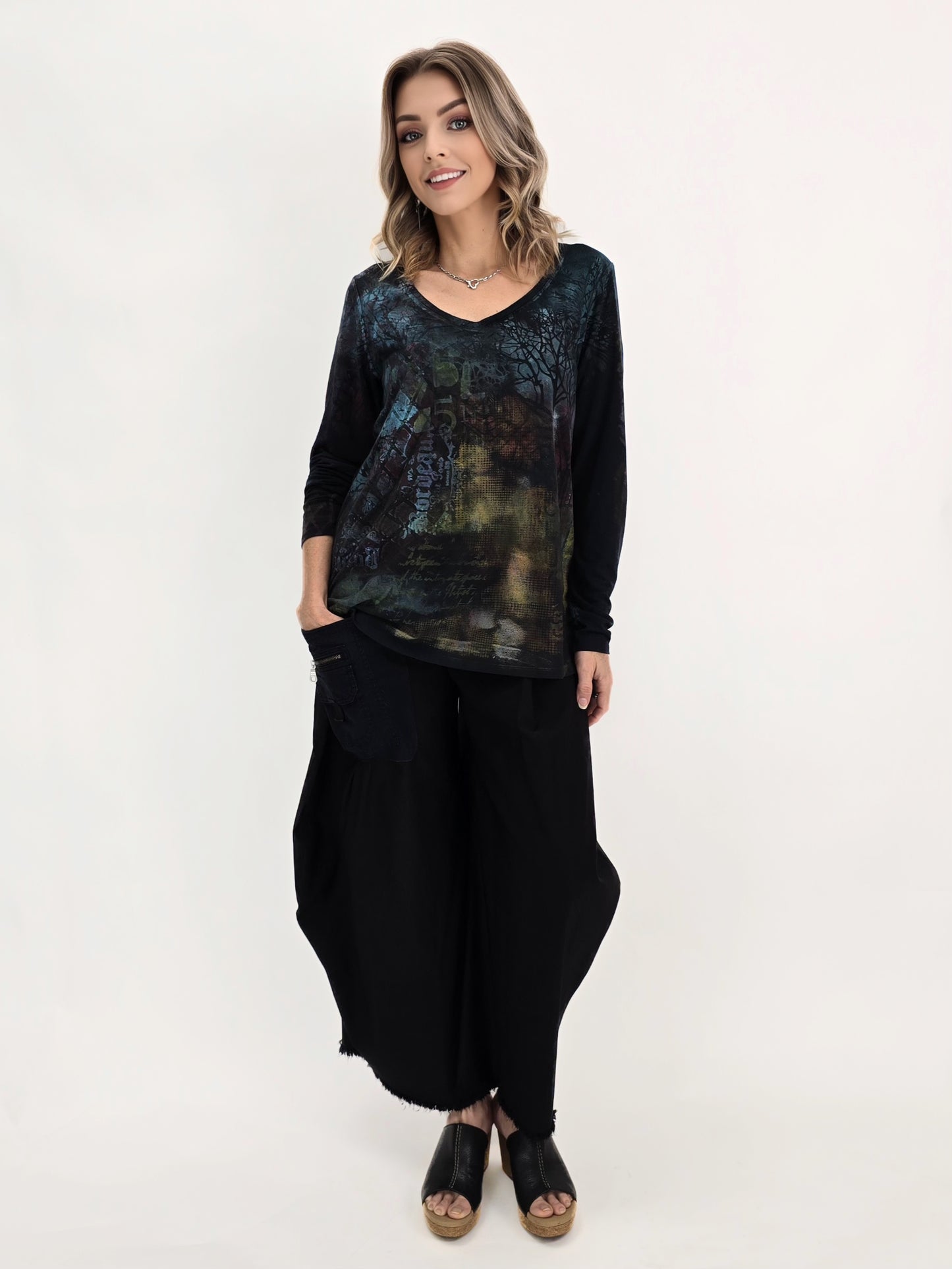 Tatiana Palnitska- SPT17/ Black Painted Tee