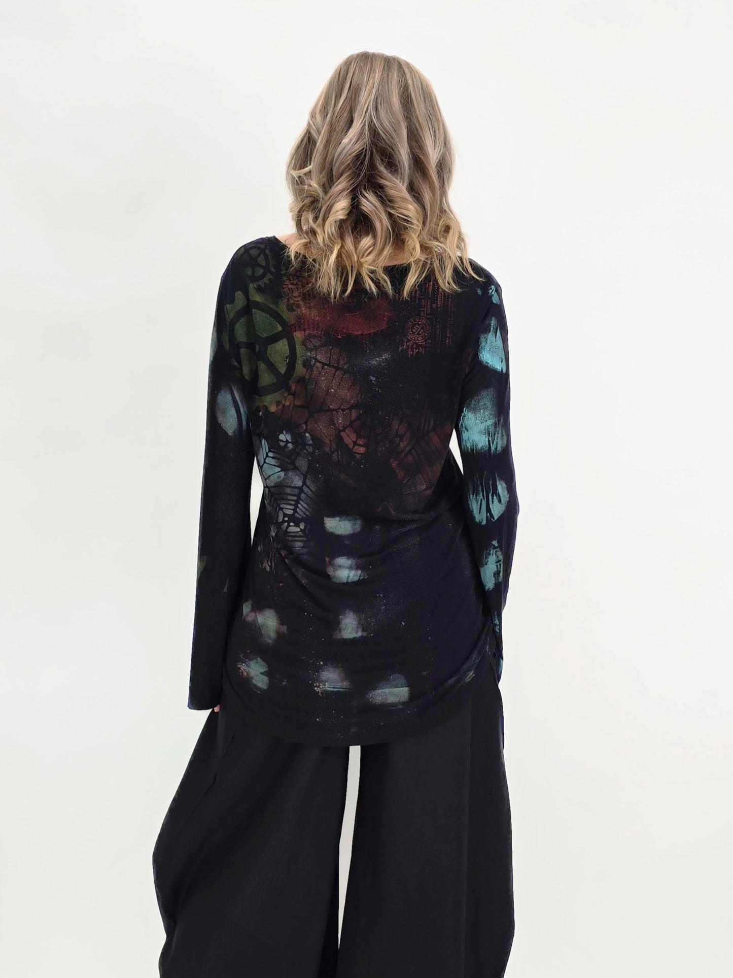 Tatiana Palnitska- SPT19/ Black Painted Tee