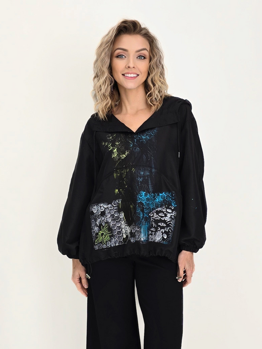 Narenee Designs-Bee in Garden Top