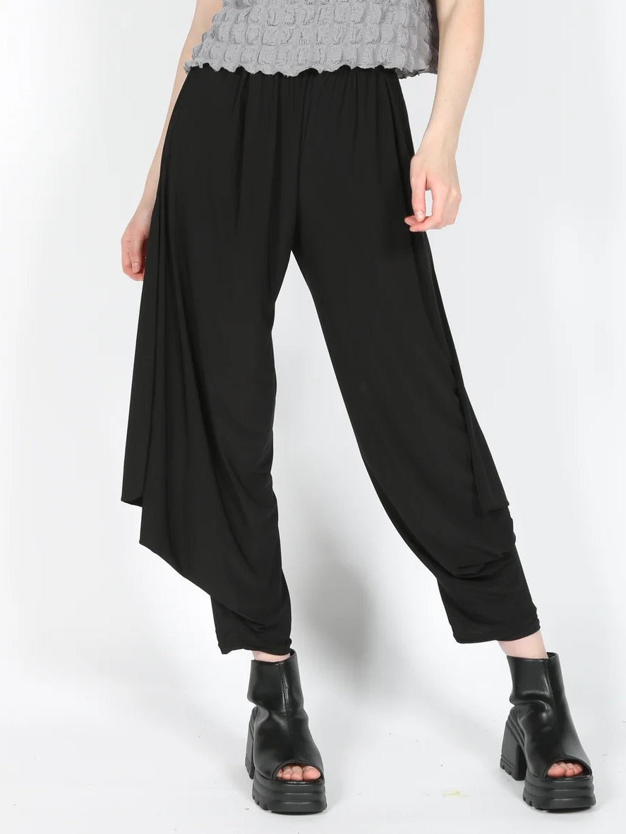 Heydari- Eggi Pants