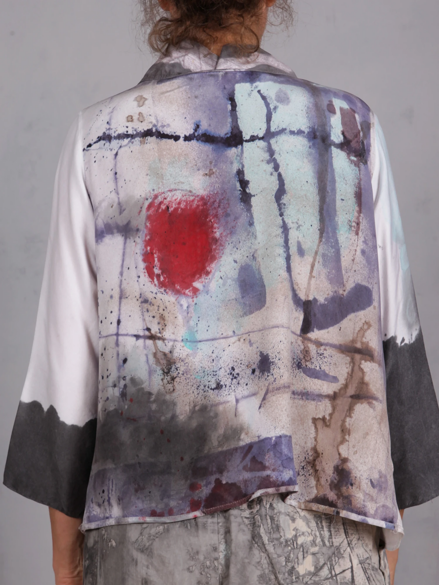 Tatiana Palnitska - SUM8 " In the Mood for Chilling" Silk Crepe Top