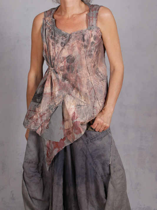 Tatiana Palnitska - SUM12 " Modernly Surprised" Cotton Top