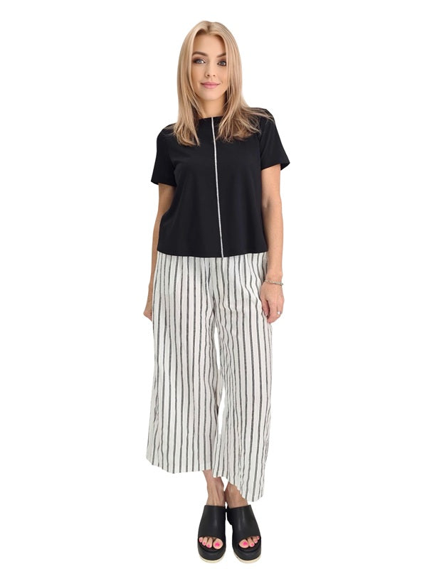 Ozai N Ku- Black Crop Top with White Line