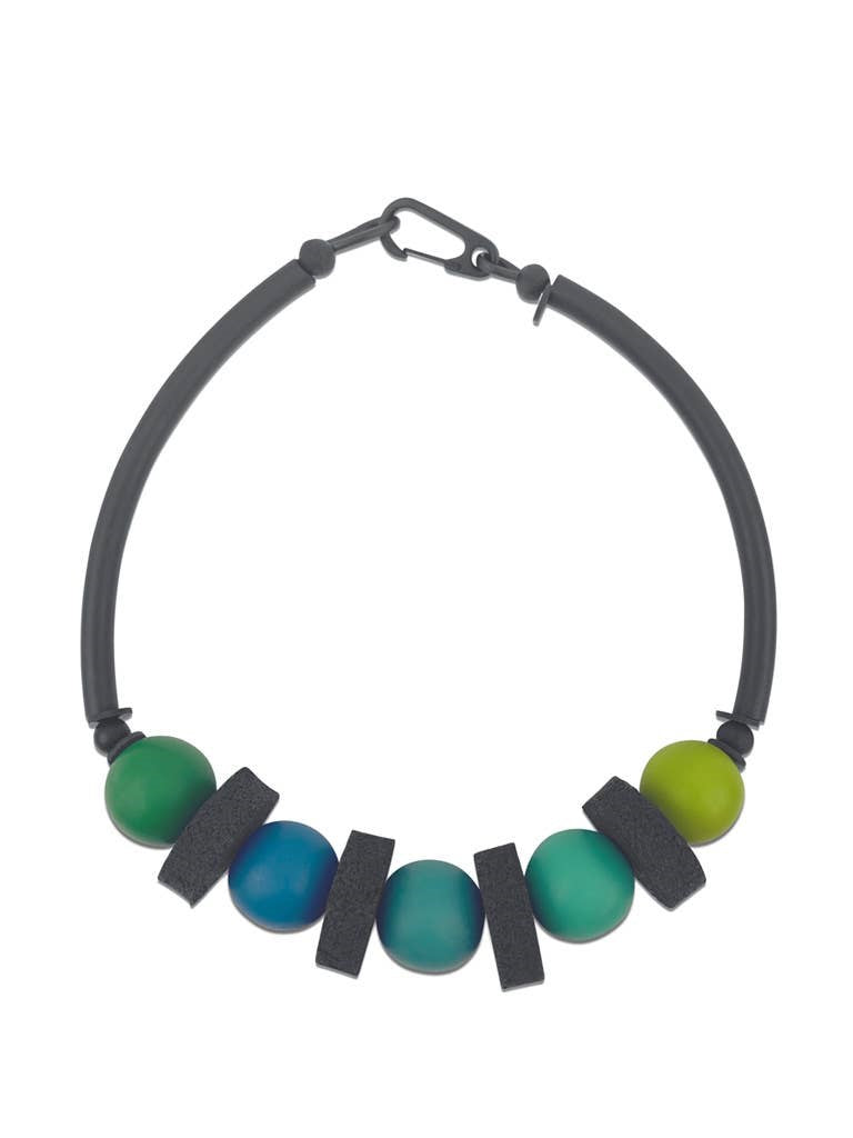 Frank Ideas-  Chunky resin necklace